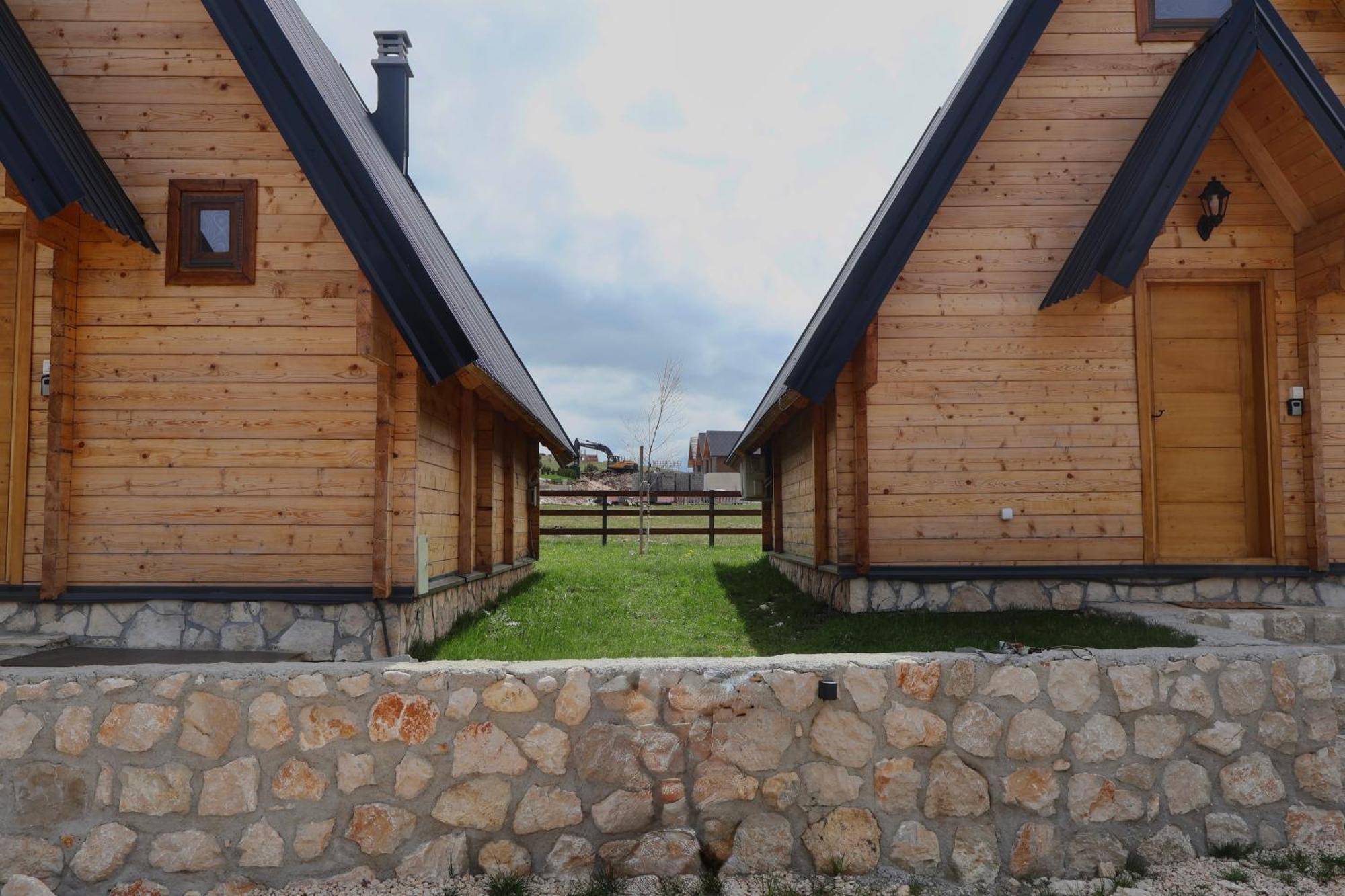 Portes Du Soleil - Zabljak Exteriör bild