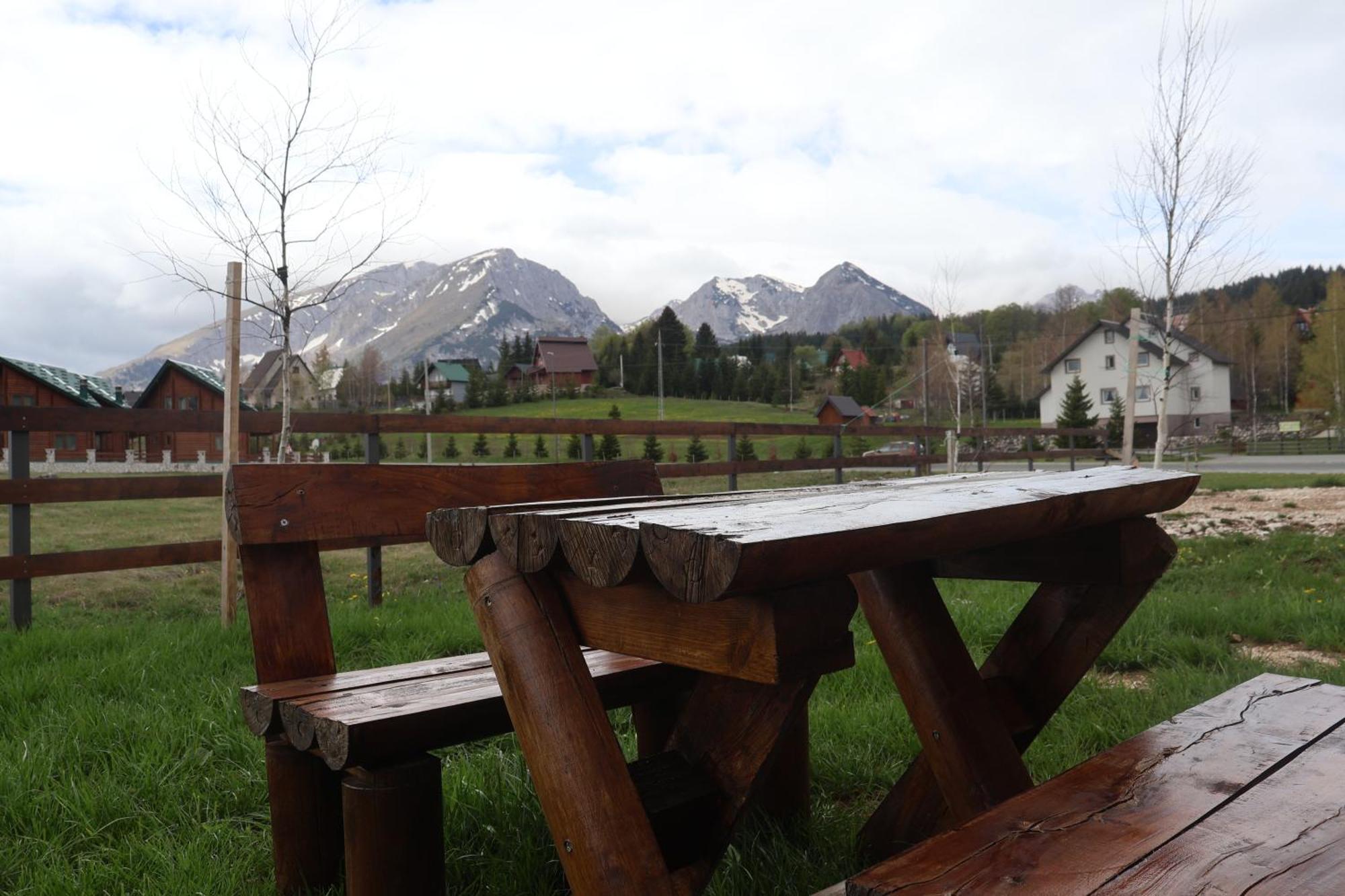 Portes Du Soleil - Zabljak Exteriör bild