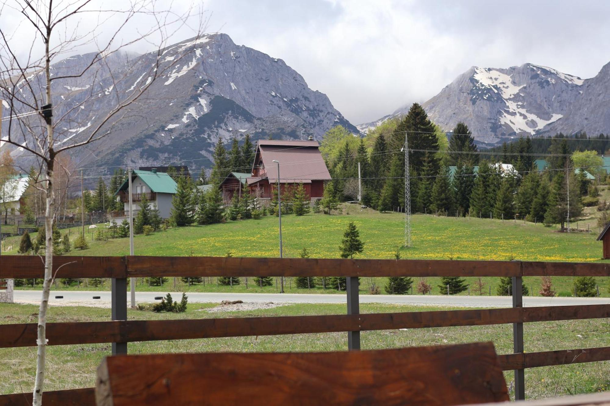 Portes Du Soleil - Zabljak Exteriör bild