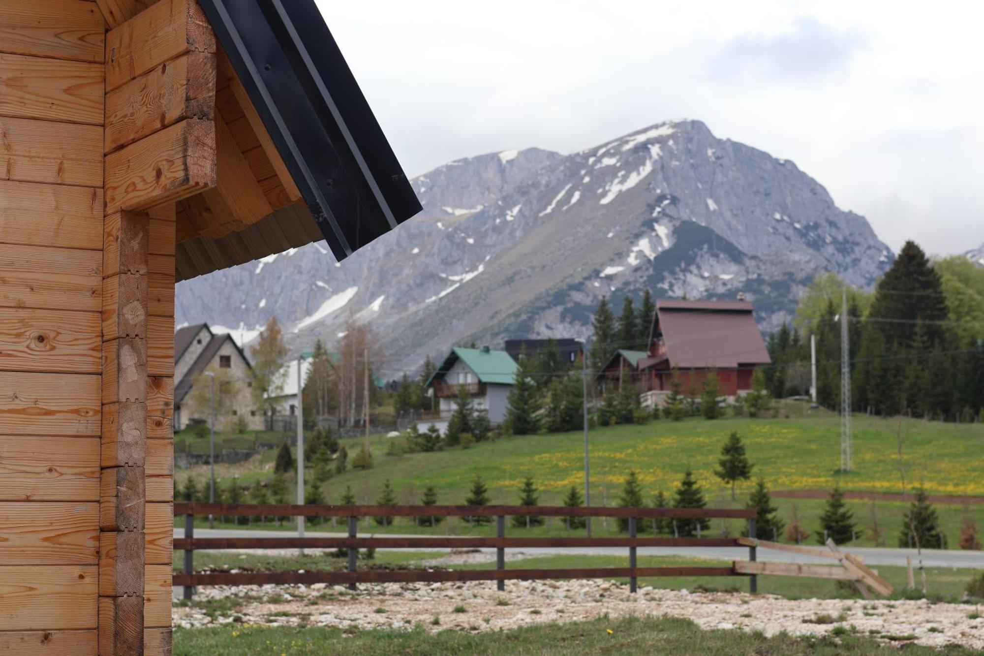 Portes Du Soleil - Zabljak Exteriör bild